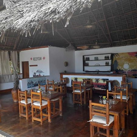 Готель Africa Dream Bungalow Kiwengwa Ківенґва Екстер'єр фото