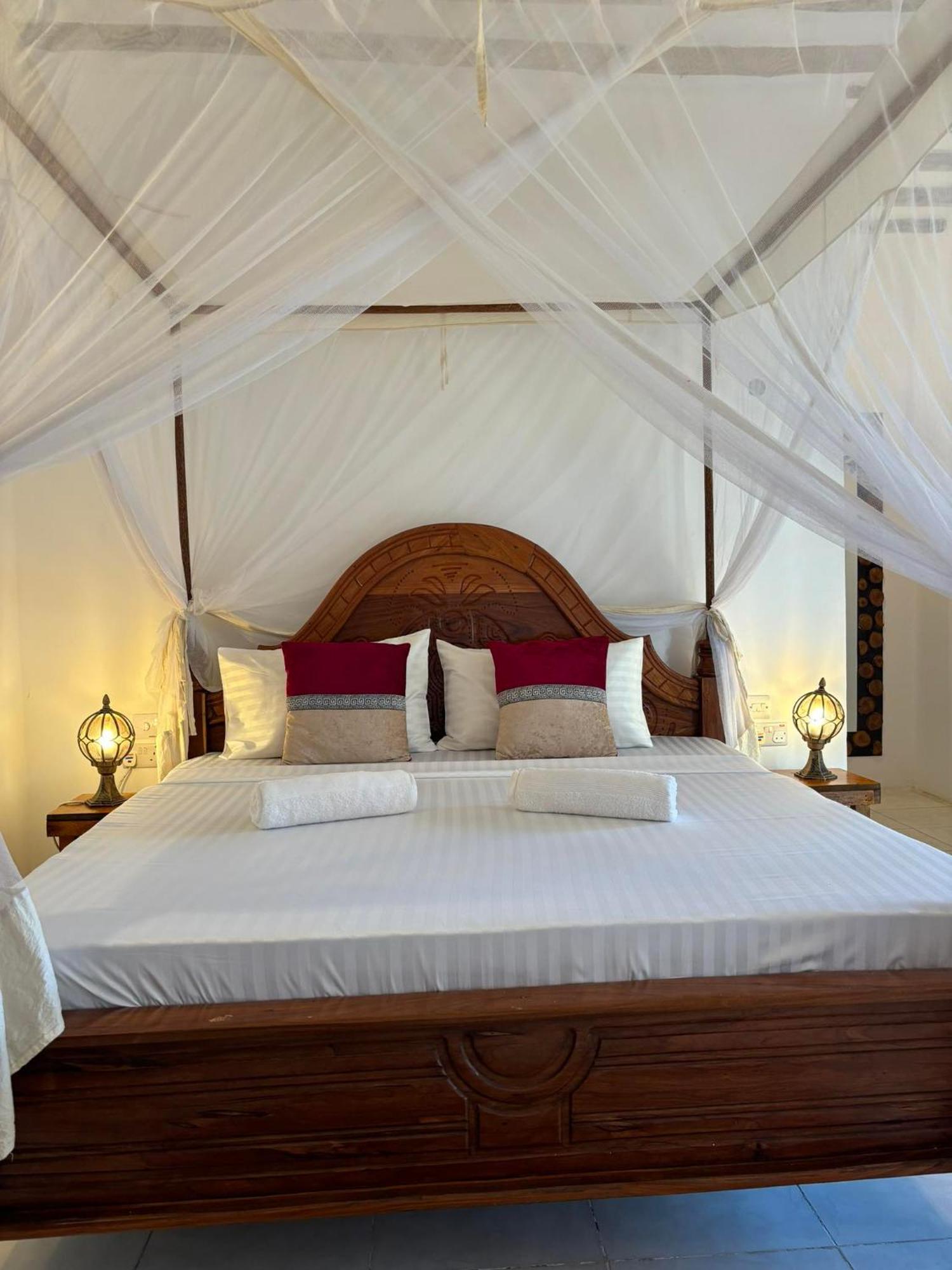Готель Africa Dream Bungalow Kiwengwa Ківенґва Екстер'єр фото