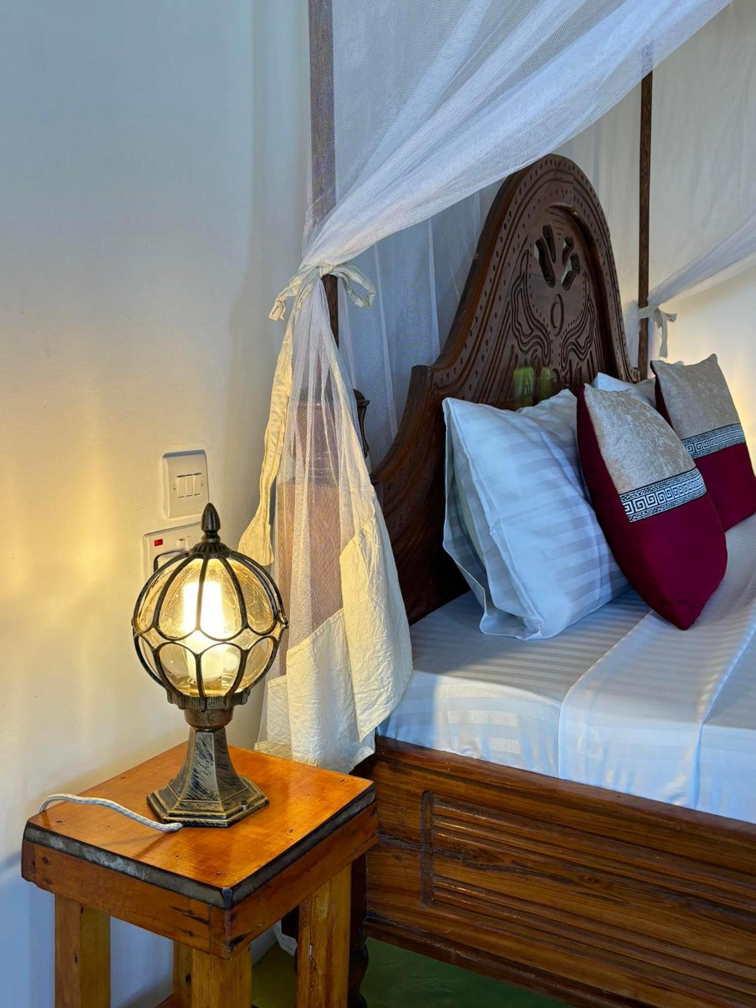 Готель Africa Dream Bungalow Kiwengwa Ківенґва Екстер'єр фото