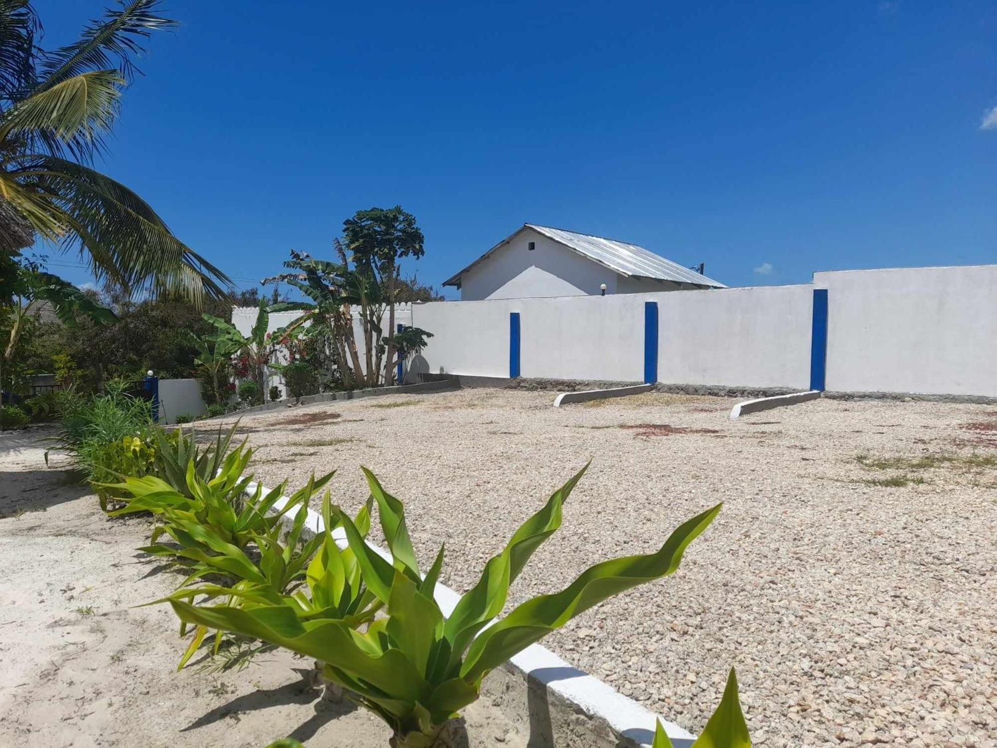 Готель Africa Dream Bungalow Kiwengwa Ківенґва Екстер'єр фото