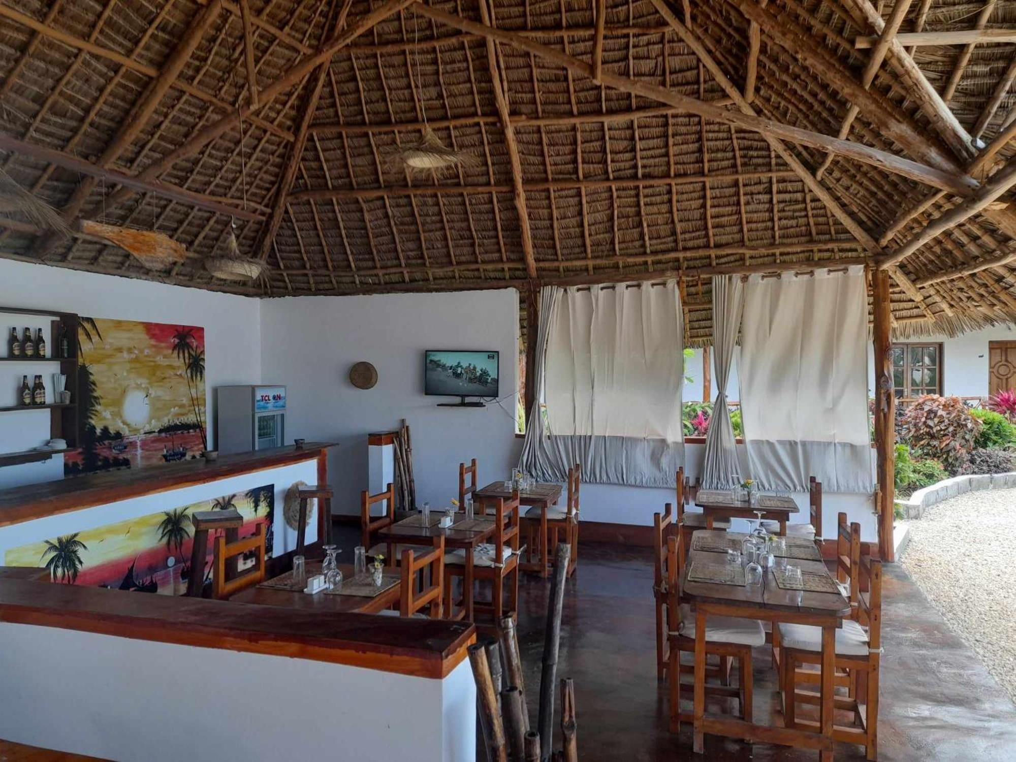 Готель Africa Dream Bungalow Kiwengwa Ківенґва Екстер'єр фото
