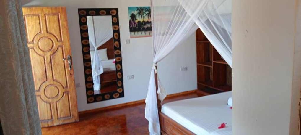 Готель Africa Dream Bungalow Kiwengwa Ківенґва Екстер'єр фото