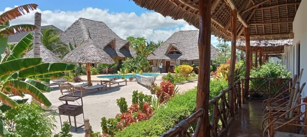 Готель Africa Dream Bungalow Kiwengwa Ківенґва Екстер'єр фото