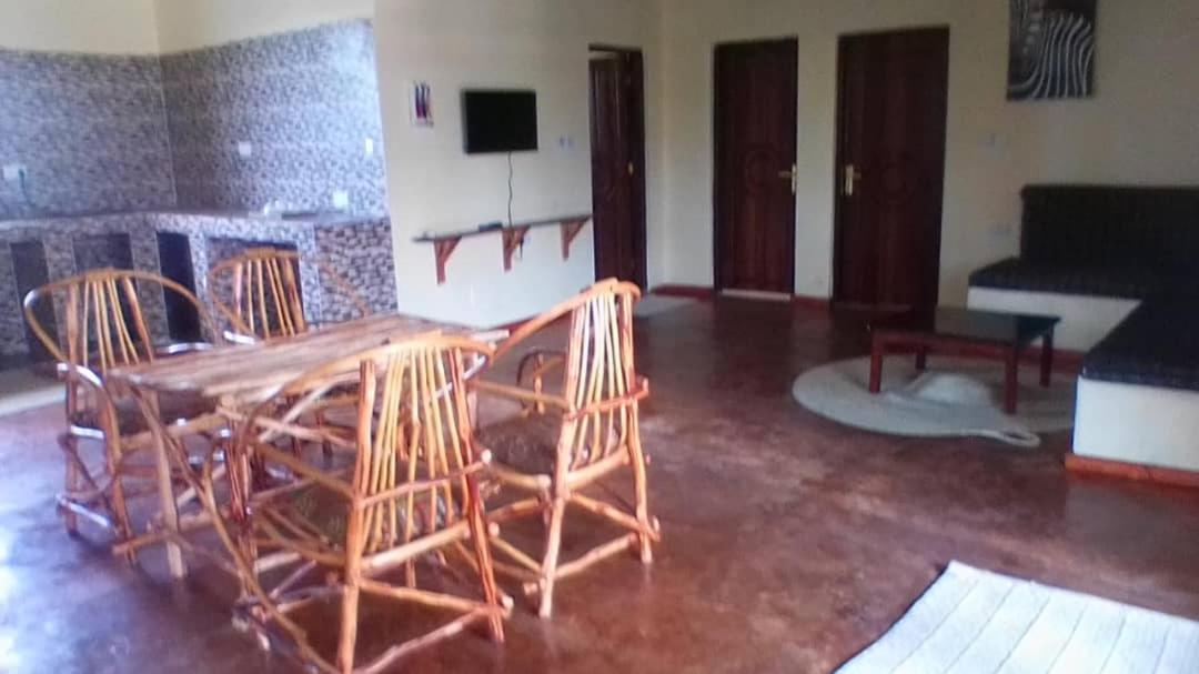 Готель Africa Dream Bungalow Kiwengwa Ківенґва Екстер'єр фото